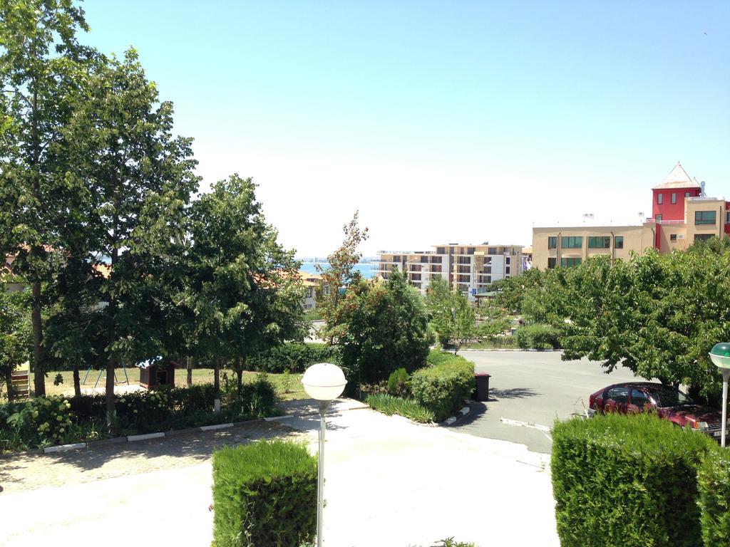Yanis Guest House Sveti Vlas Eksteriør bilde